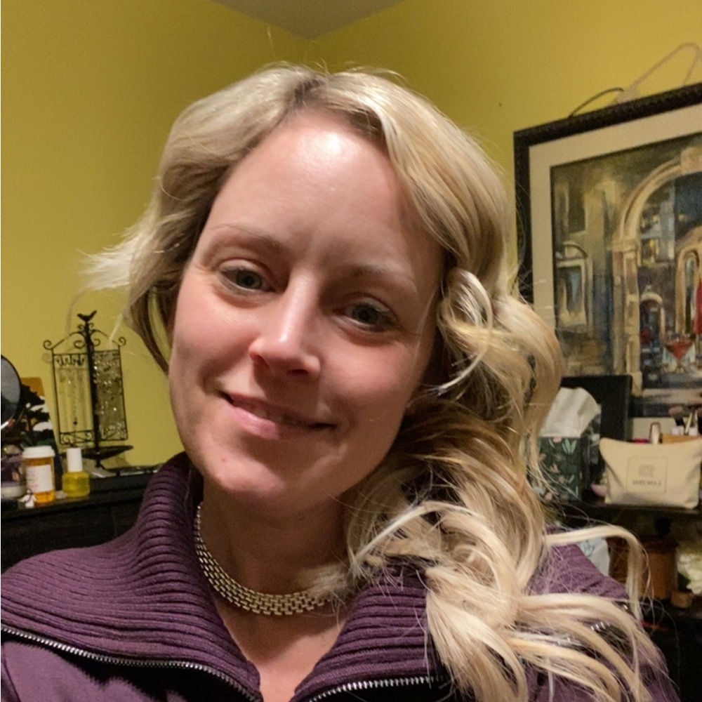 Meet your Posher, Amanda rose